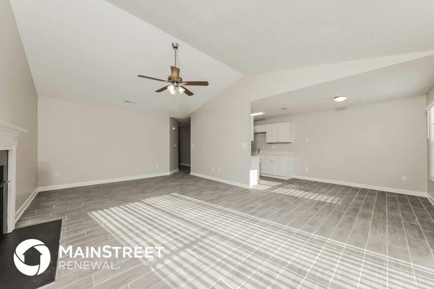 Building Photo - 4865 Lance Ridge Ln