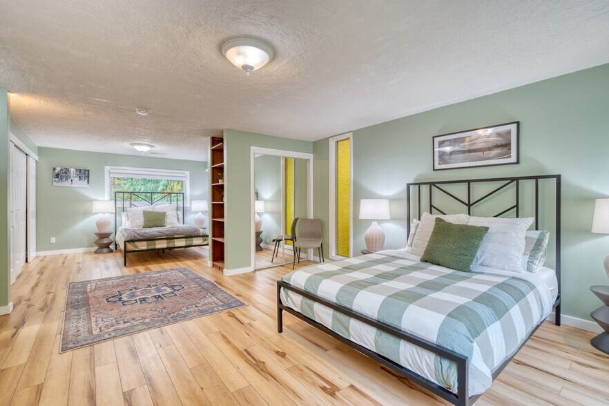 Building Photo - 69437 E Vine Maple Dr