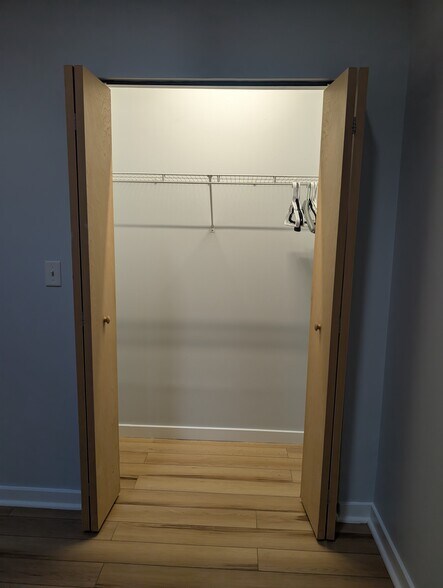 Building Photo - 160 Fremont St