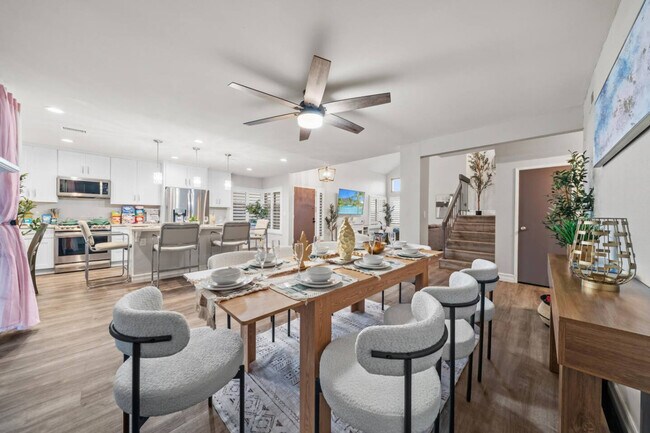 Building Photo - 13075 Old West Ave