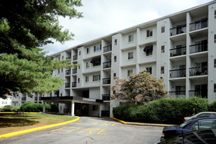 Building Photo - Chasemont Apartments