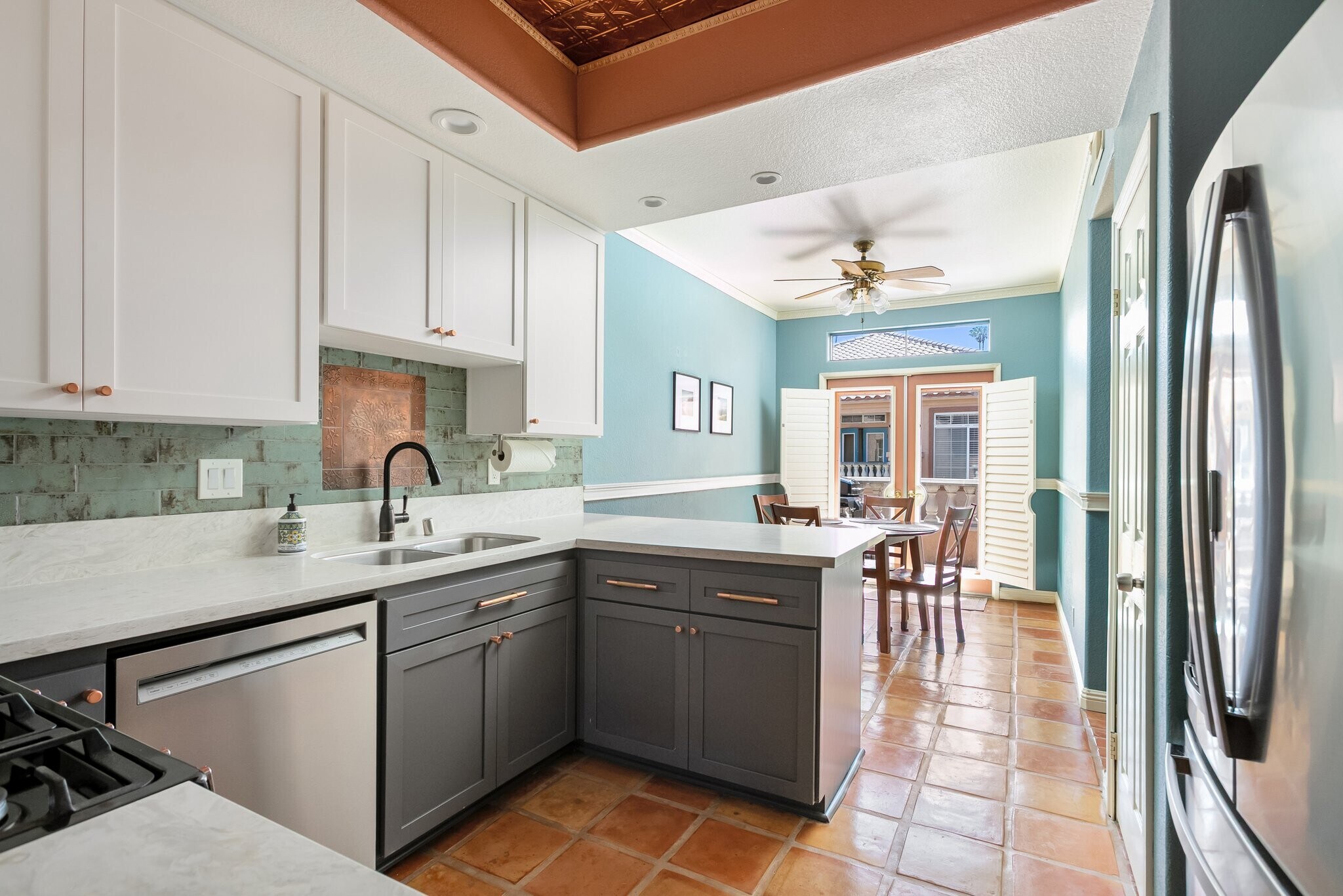 Building Photo - 3531 Cameo Dr