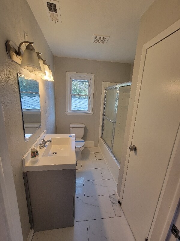 Building Photo - 410 Middlesex St