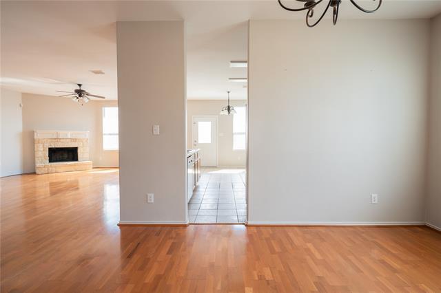 Building Photo - 524 Zachum Dr