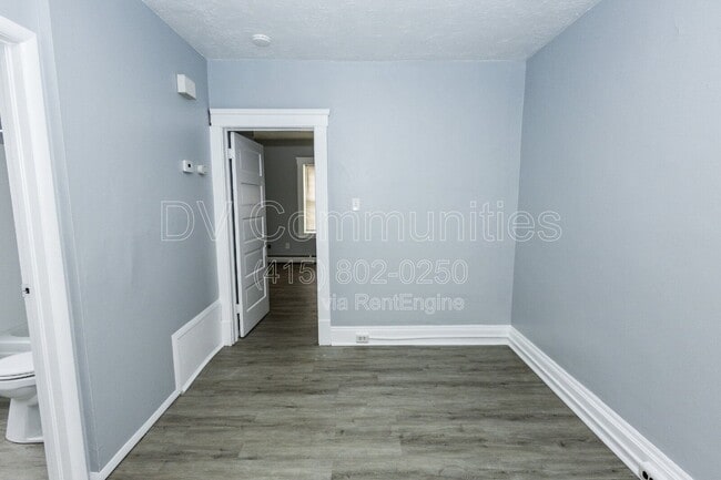 Building Photo - 1609 Lakewood Ave