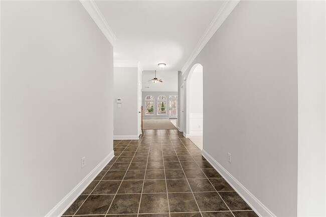 Building Photo - 3329 Rosecliff Trace NE