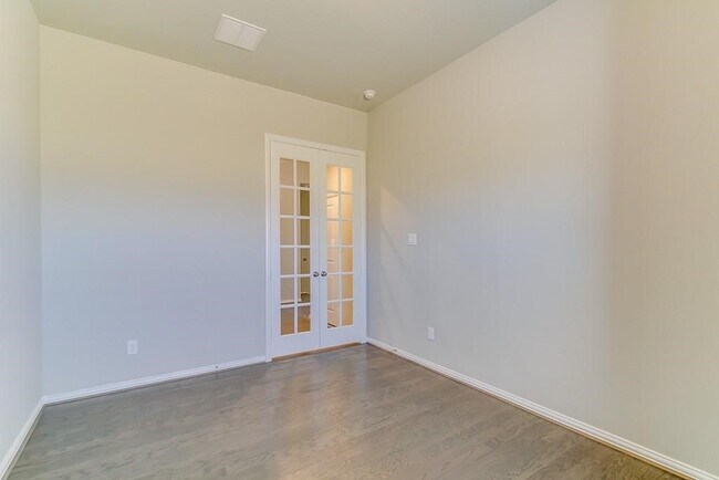 Building Photo - 6018 Grace Falls Dr