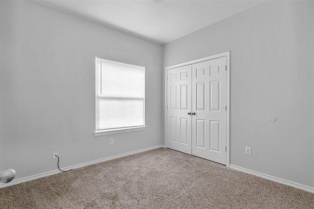 Building Photo - 827 Walnut St