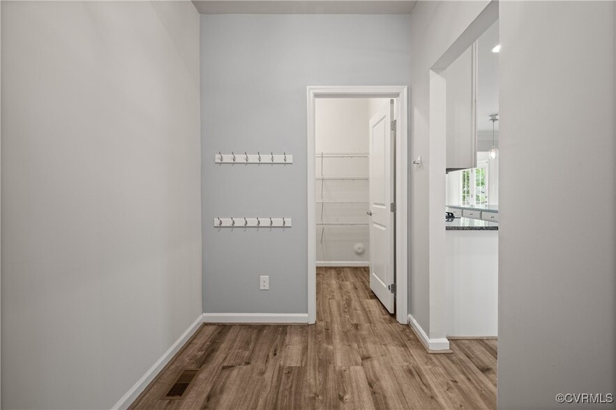 Building Photo - 16848 White Daisy Loop