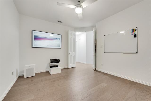Building Photo - 305 Blythe Bridge Dr