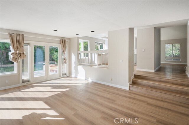 Building Photo - 2 Glorieta E