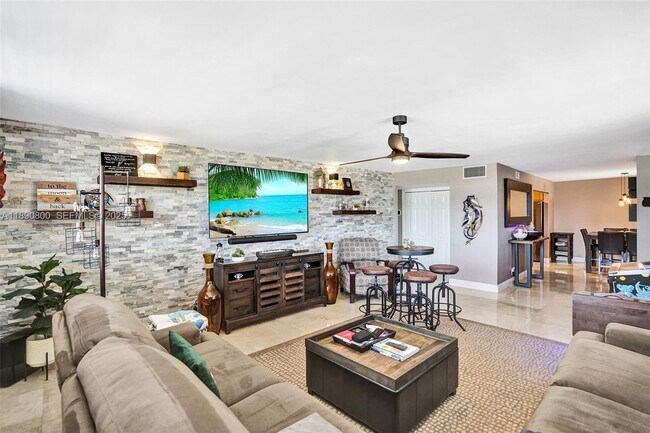 Building Photo - 1811 Jefferson St