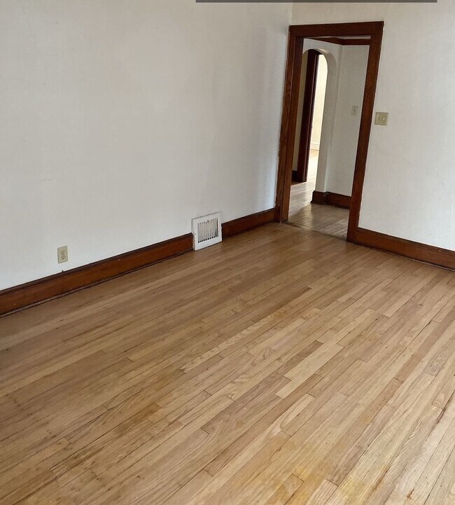 Building Photo - 2748 N 44th St
