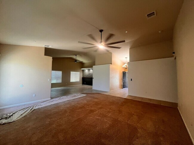 Building Photo - 2307 Tahoe Ave