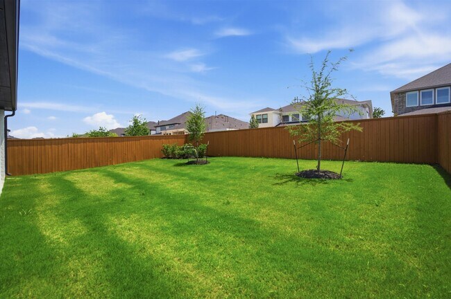 Building Photo - 8115 Fenway Hts Dr