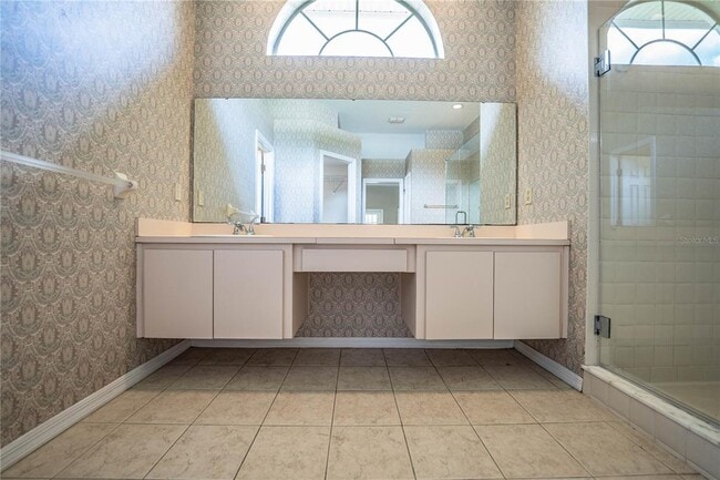 Building Photo - 2326 Deerbrook Dr