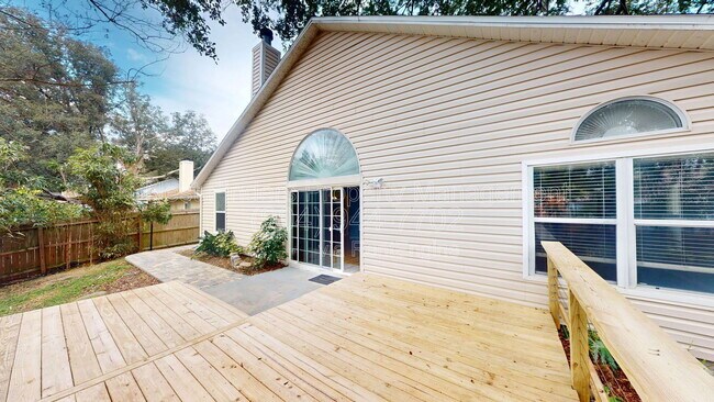 Building Photo - 1738 Chandelier Cir E