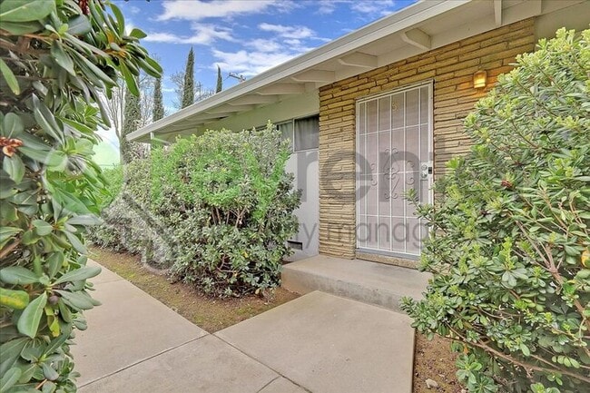 Building Photo - 6705 Greenback Ln