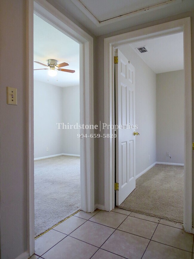 Building Photo - 1946 ALLANDALE CIR E, Jacksonville, FL 32254