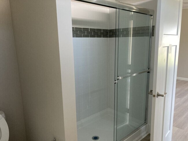 Building Photo - 3630 Vine Trl