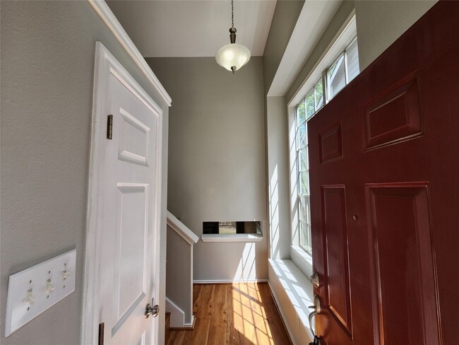 Building Photo - 119 Anise Tree Pl