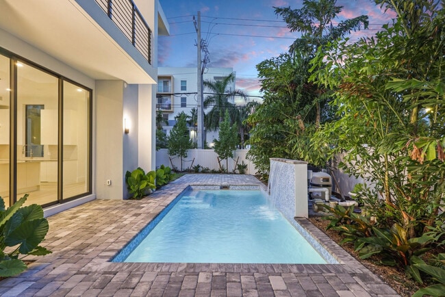 Building Photo - 204 Osceola Park Ln