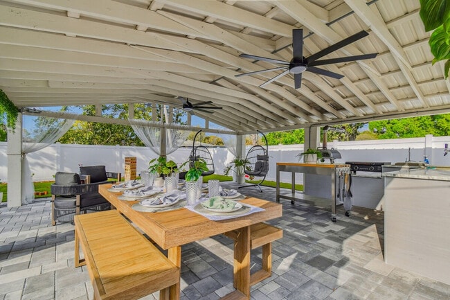 Building Photo - 1107 W Braddock St