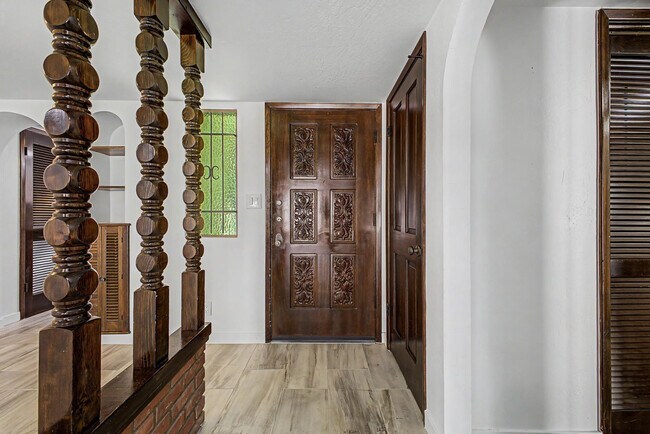 Building Photo - 37210 N Tranquil Trail