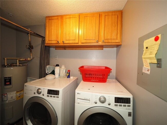 Building Photo - 5655 Bentgrass Dr