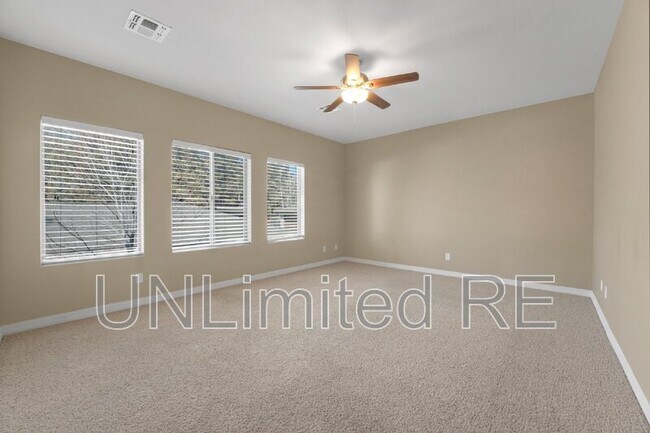 Building Photo - 1201 N Warm Springs Trail