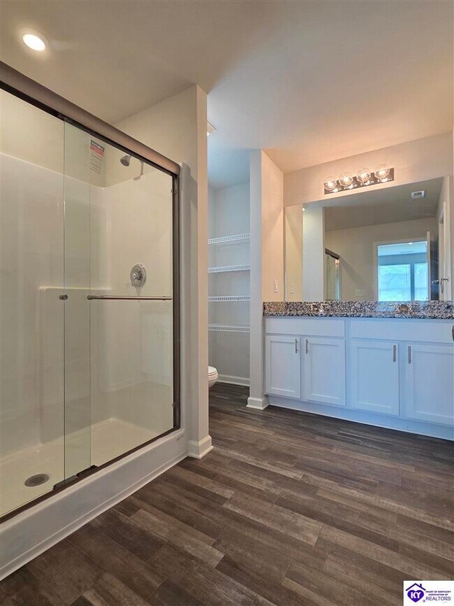 Building Photo - 132 Elegance Wy