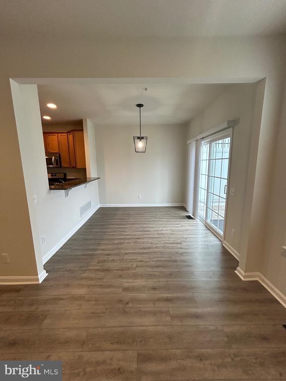 Building Photo - 44 Clement Ct