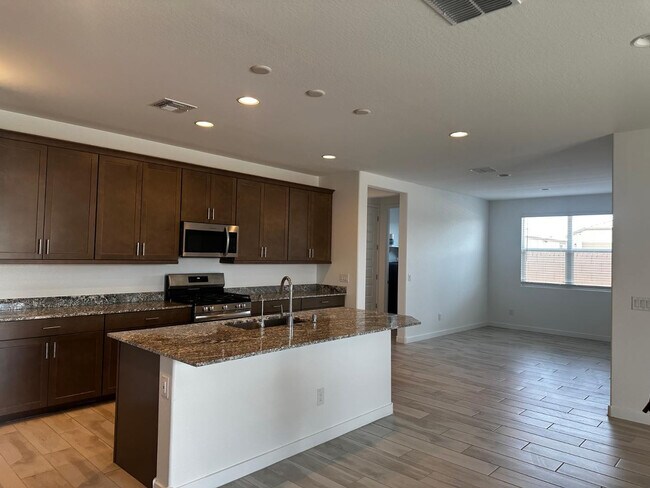Building Photo - 3269 E Baler Dr