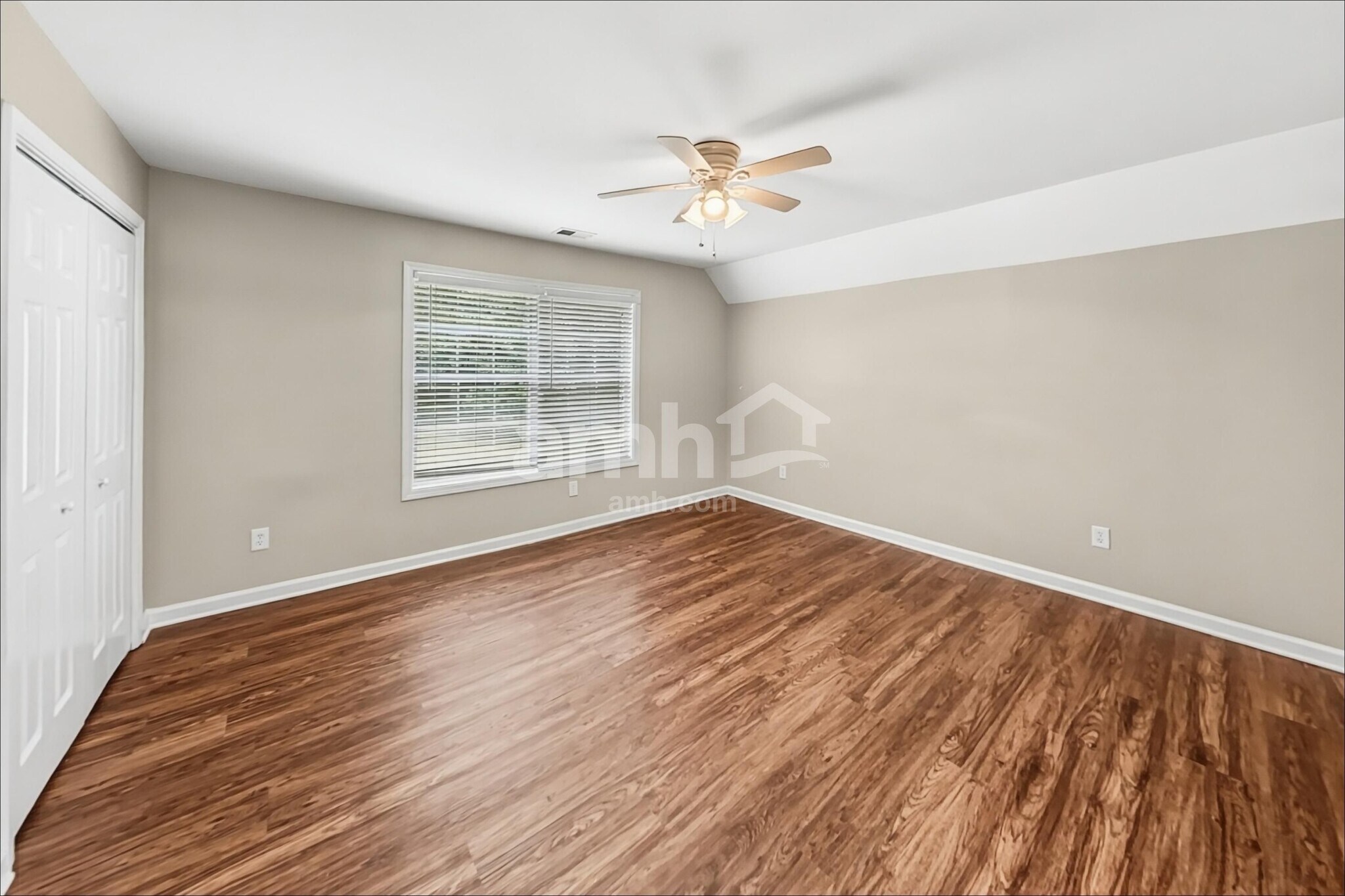 Building Photo - 5430 Harris Creek Dr