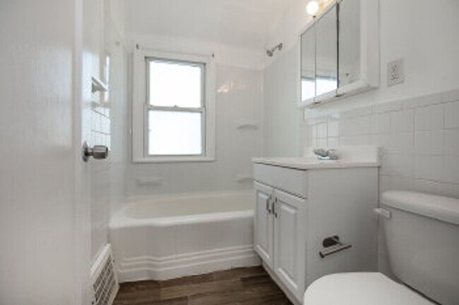 Building Photo - 25141 Treadwell Ave