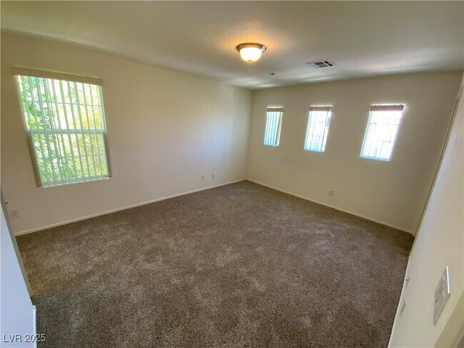 Building Photo - 7609 Vanity Ct