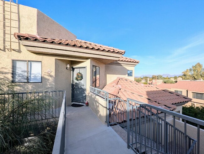 Building Photo - 4925 E Desert Cove Ave