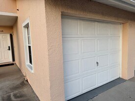Building Photo - 105 Escambia Ln