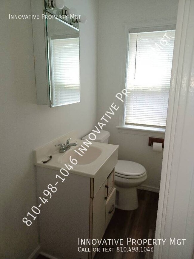 Building Photo - 2758 Brown St