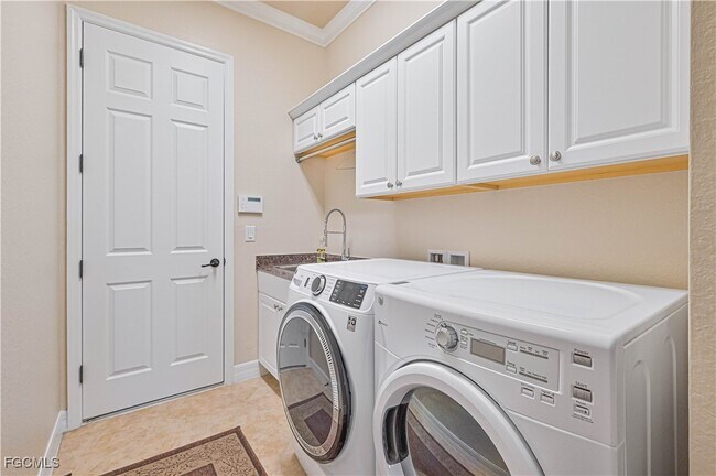 Building Photo - 21059 Bosco Ct