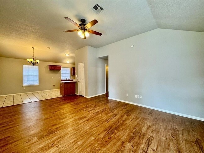 Building Photo - 633 NW 121st St