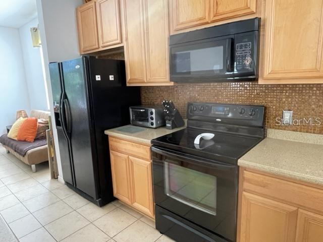 Building Photo - 5160 Regatta Dr