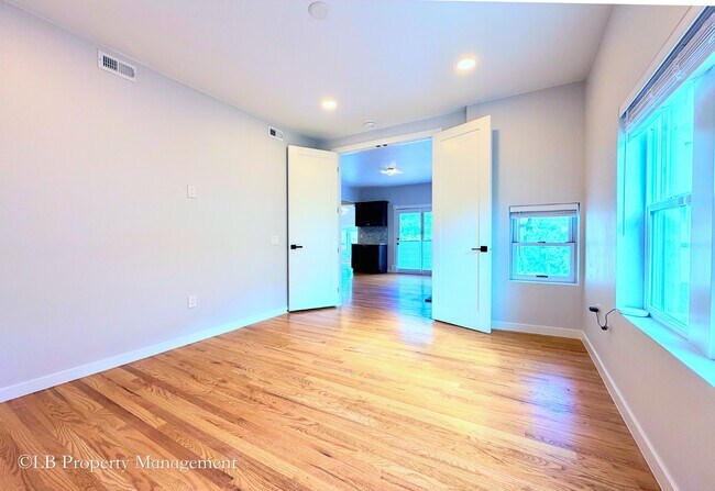Building Photo - 1107 N Downing St
