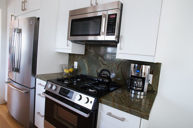 Stone Countertops and Stainless Steel Appliances - 725 Echo Park Ter