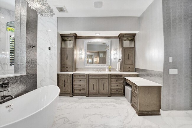 Building Photo - 2474 Provence Cir