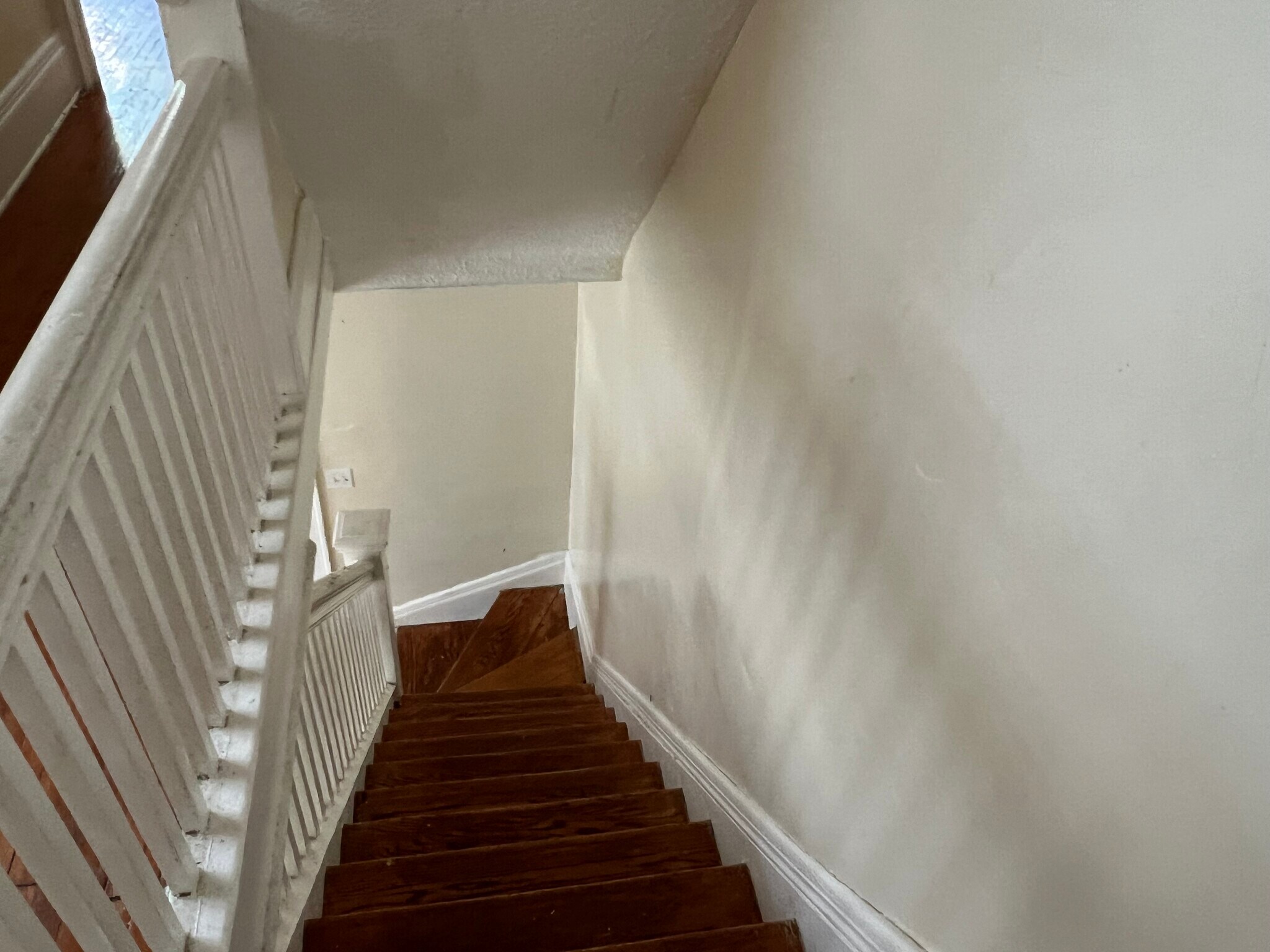 Building Photo - 95 Morton St