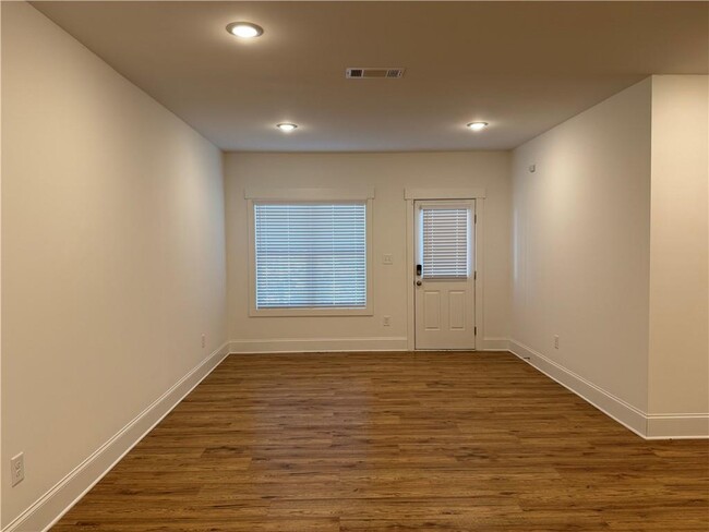 Building Photo - 170 Fritz Mar Ln