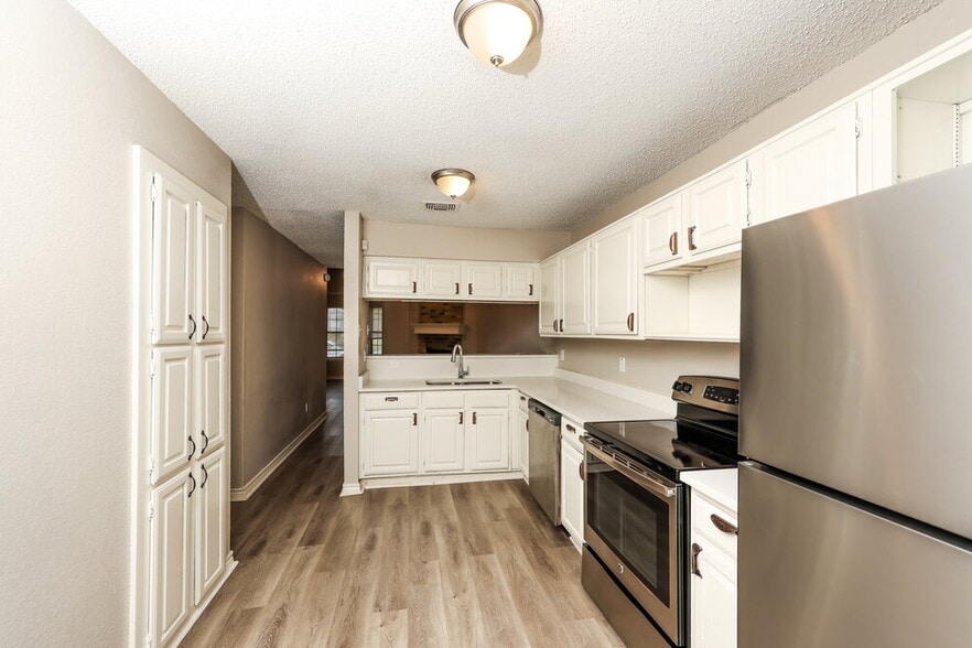 Building Photo - 115 Wilderness Trail