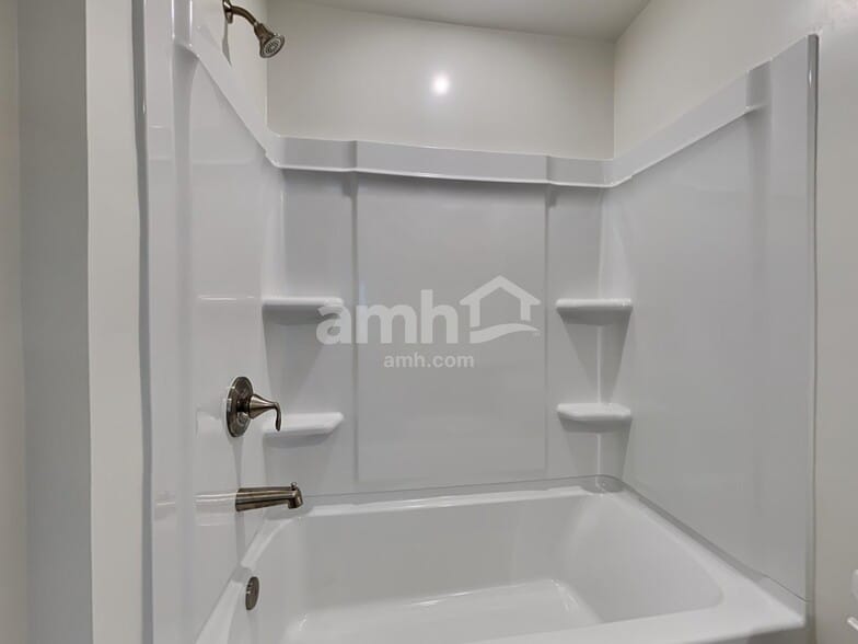 Building Photo - 1950 Weeping Cypress Dr