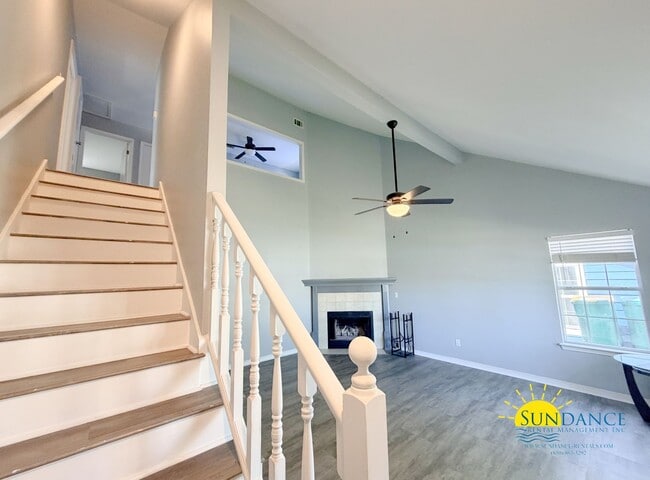 Building Photo - Spacious 4-Bedroom Cul-de-Sac Home Near Eglin AFB & Hurlburt Field!